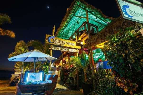 The Blue Shrimp: Un ícono gastronómico en Puerto Vallarta para amantes de los mariscos